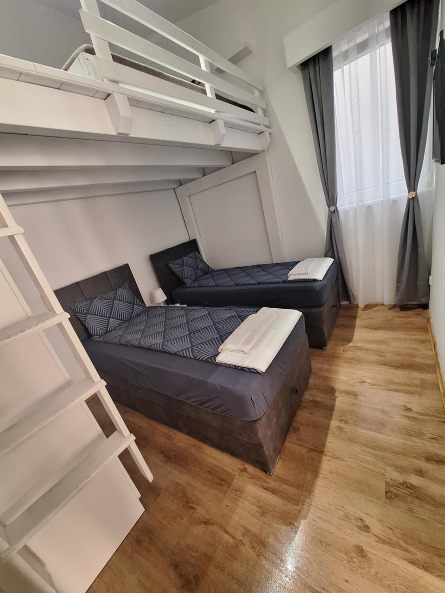Matino Apartments 3 Valjevo Esterno foto