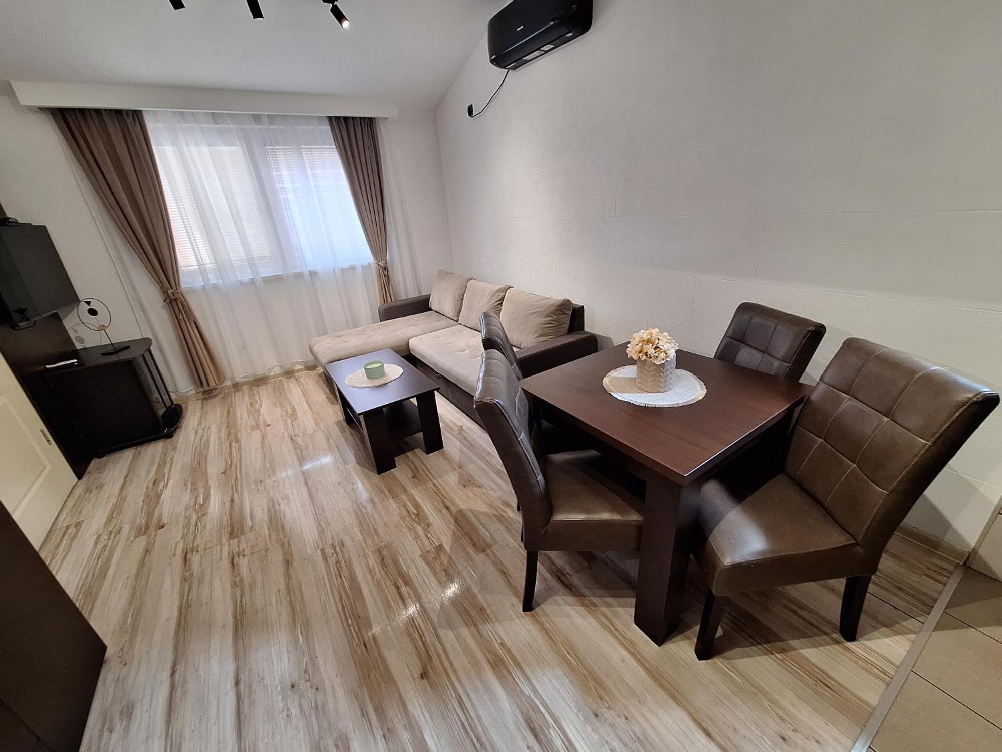 Matino Apartments 3 Valjevo Esterno foto